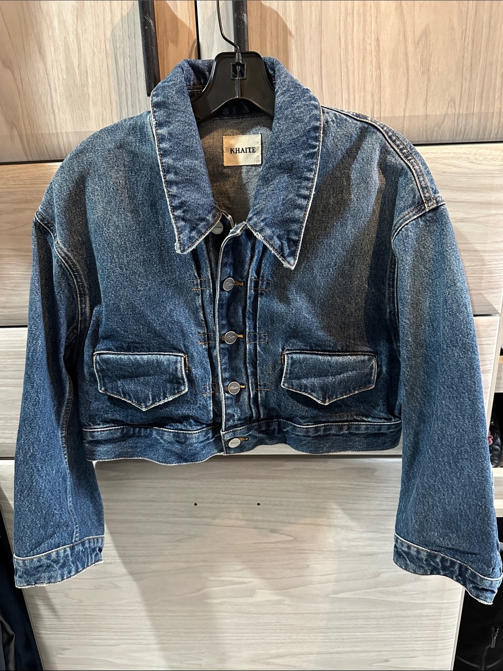 KHAITE Combly cropped denim jacket - Picture 4 of 11